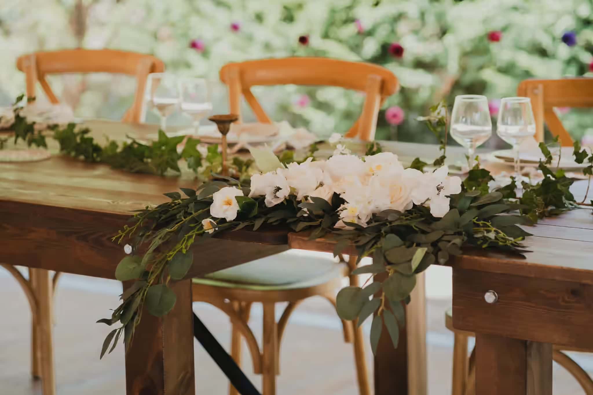 Décor de mariage champêtre installé par Un vingt-sept juin dans le Loiret